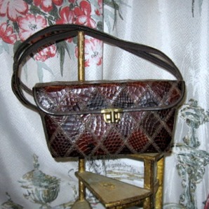 Vintage handbag box shape brown snakeskin purse